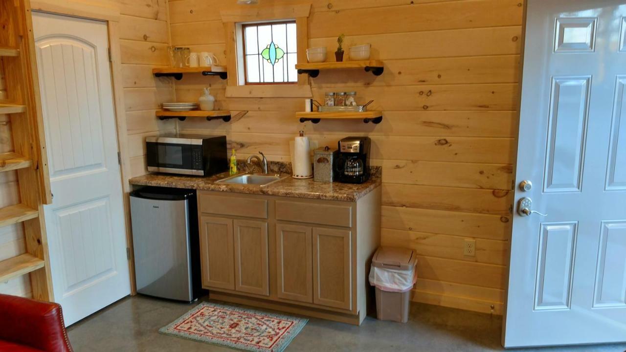 Knotty Squirrel Cabins Mountain View Exterior photo